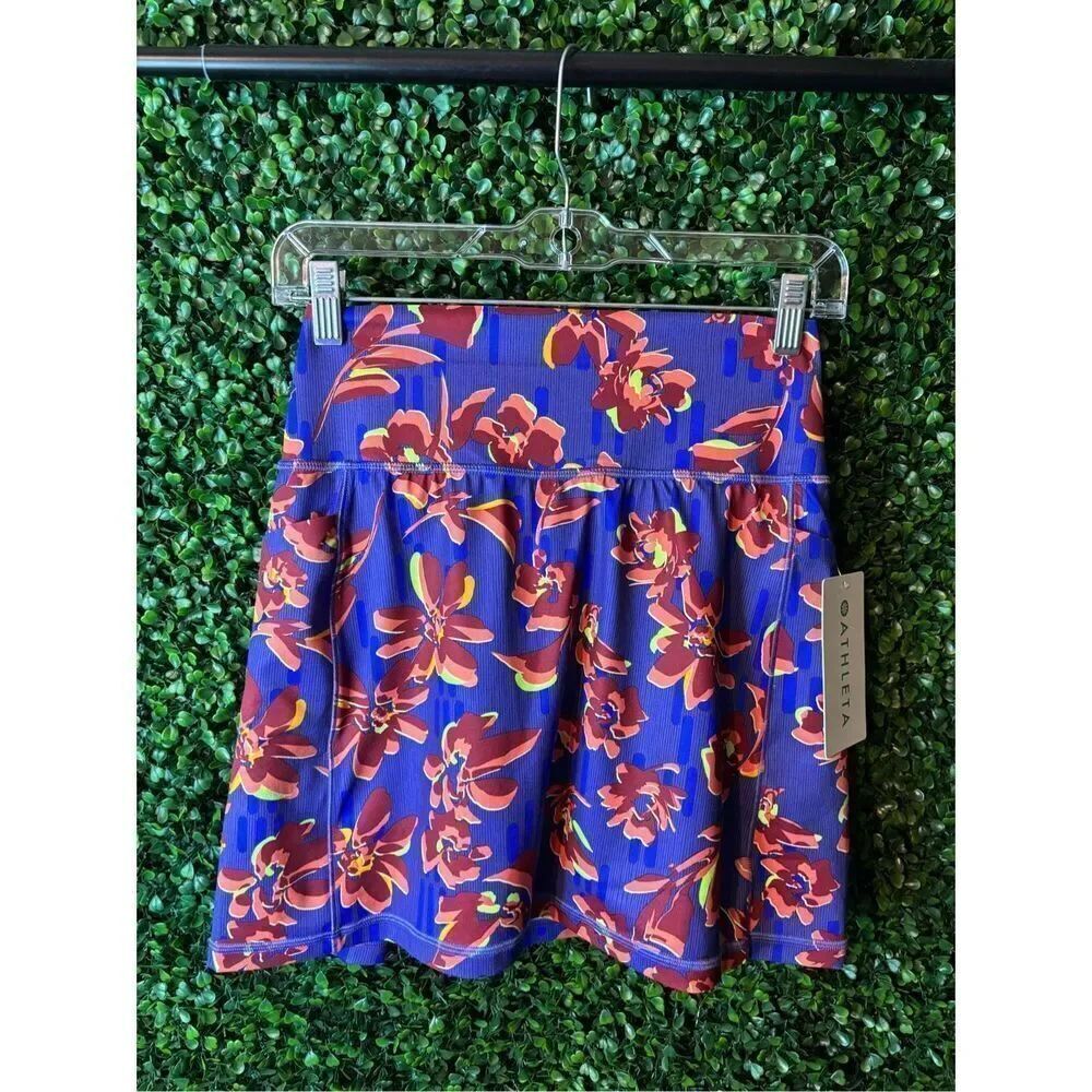 Athleta Salutation Stash 16.5” Skort NWT Floral Sz XS